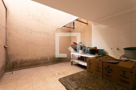 Casa à venda com 180m², 3 quartos e 2 vagasQuintal e Área de Serviço