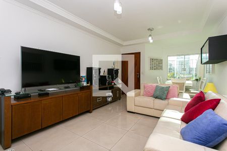 Sala de casa à venda com 3 quartos, 180m² em Vila Carrão, São Paulo