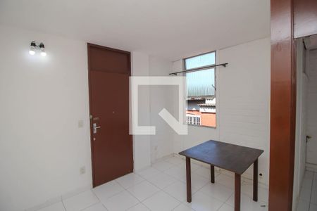 Sala de apartamento à venda com 2 quartos, 49m² em Cocotá, Rio de Janeiro