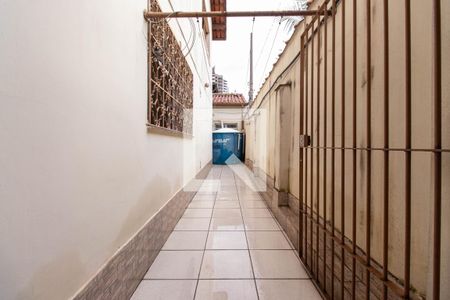 Casa à venda com 220m², 4 quartos e 4 vagasGaragem