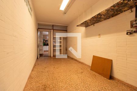 Casa à venda com 220m², 4 quartos e 4 vagasÁrea externa 