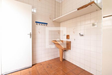 Casa à venda com 220m², 4 quartos e 4 vagasÁrea de serviço 