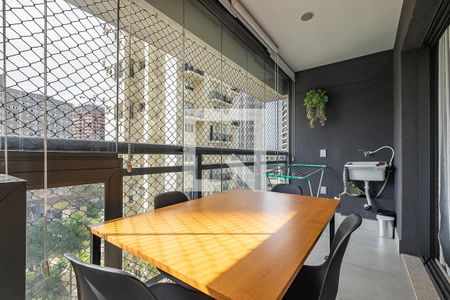 Studio para alugar com 33m², 1 quarto e sem vaga Studio para alugar com 33m², 1 quarto e sem vagaStudio - Varanda