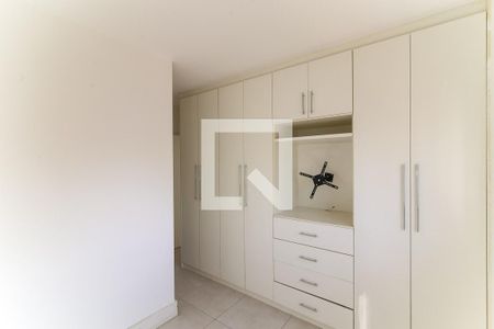 Apartamento à venda com 66m², 2 quartos e 2 vagasQuarto 2