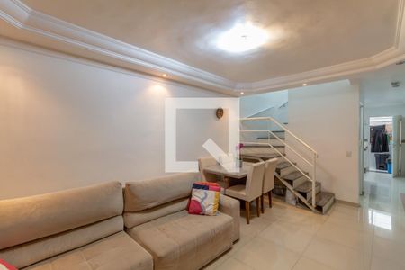 Sala  de casa de condomínio para alugar com 2 quartos, 72m² em Jardim Cotinha, São Paulo