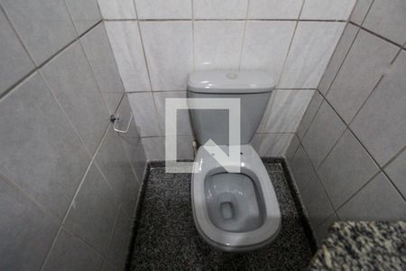 Casa de condomínio à venda com 155m², 3 quartos e 2 vagasQuarto Banheiro do 3