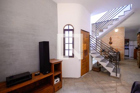 Sala  de casa para alugar com 2 quartos, 125m² em Vila Natalia, São Paulo