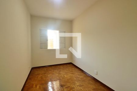 Casa à venda com 393m², 4 quartos e 2 vagasQuarto 3