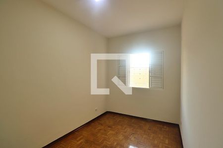 Casa à venda com 393m², 4 quartos e 2 vagasQuarto 3