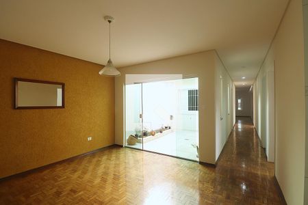 Casa à venda com 393m², 4 quartos e 2 vagasCopa