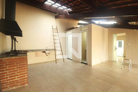 Casa à venda com 393m², 4 quartos e 2 vagasQuintal