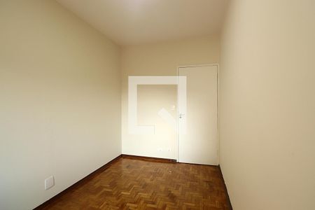 Casa à venda com 393m², 4 quartos e 2 vagasQuarto 3