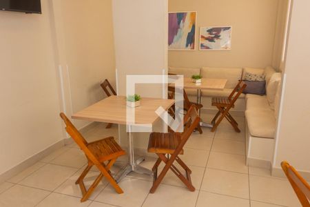 Apartamento para alugar com 40m², 2 quartos e sem vagaÁrea comum - Salão de festas