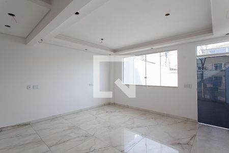 Sala de casa à venda com 3 quartos, 105m² em Sinimbu, Belo Horizonte