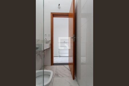 Casa à venda com 105m², 3 quartos e 2 vagasBanheiro Social