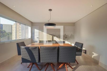 Apartamento à venda com 117m², 2 quartos e 1 vaga