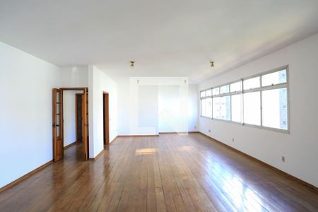 Sala de apartamento à venda com 4 quartos, 228m² em Lourdes, Belo Horizonte