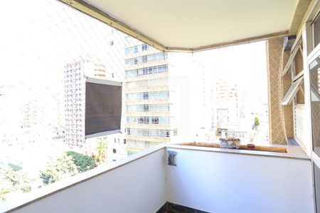 Apartamento para alugar com 4 quartos, 228m² em Lourdes, Belo Horizonte