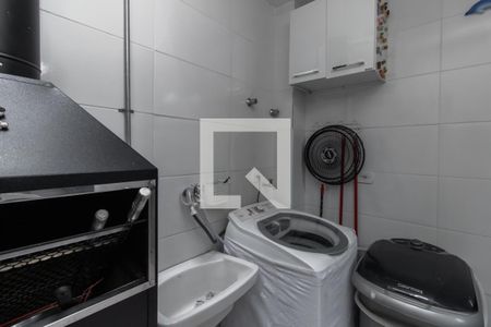 Casa de condomínio à venda com 60m², 2 quartos e 1 vaga Casa de condomínio à venda com 60m², 2 quartos e 1 vagaÁrea de serviço