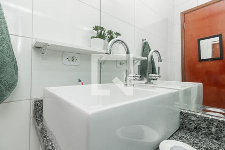 Casa de condomínio à venda com 60m², 2 quartos e 1 vaga Casa de condomínio à venda com 60m², 2 quartos e 1 vagaBanheiro