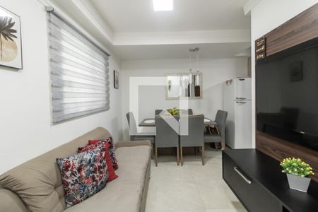 Sala de casa de condomínio à venda com 2 quartos, 60m² em Vila Talarico, São Paulo