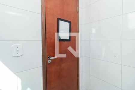 Casa de condomínio à venda com 60m², 2 quartos e 1 vaga Casa de condomínio à venda com 60m², 2 quartos e 1 vagaBanheiro