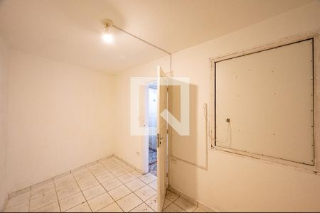 Quarto de casa para alugar com 1 quarto, 35m² em Vila Guarani (zona Sul), São Paulo