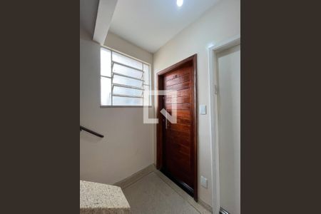 Hall de entrada de apartamento para alugar com 2 quartos, 50m² em Jardim Prudência, São Paulo