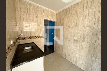 Cozinha de apartamento para alugar com 2 quartos, 50m² em Jardim Prudência, São Paulo