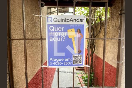 Plaquinha  de apartamento para alugar com 2 quartos, 50m² em Jardim Prudência, São Paulo