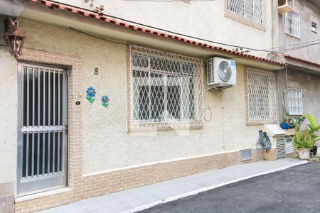 Casa à venda com 161m², 3 quartos e 1 vagaFachada
