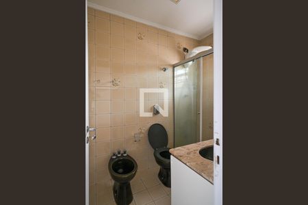 Banheiro do Quarto 1 de casa à venda com 3 quartos, 170m² em Vila Nair, São Paulo