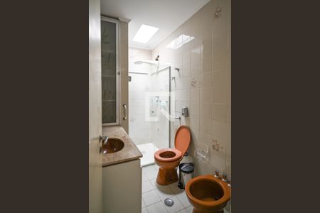 Casa para alugar com 170m², 3 quartos e 1 vaga Casa para alugar com 170m², 3 quartos e 1 vagaBanheiro