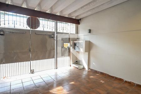 Casa para alugar com 170m², 3 quartos e 1 vaga Casa para alugar com 170m², 3 quartos e 1 vagaGaragem