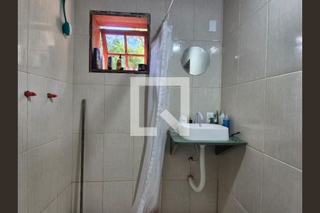 Casa de condomínio para alugar com 1000m², 2 quartos e 8 vagasBanheiro da Suíte 1