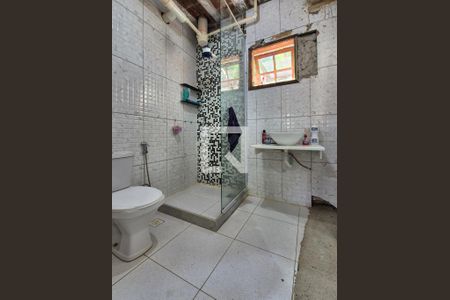 Casa de condomínio para alugar com 1000m², 2 quartos e 8 vagasBanheiro social