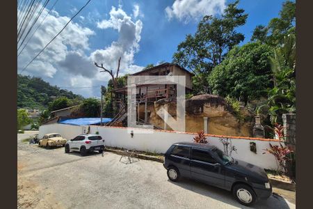 Casa de condomínio para alugar com 1000m², 2 quartos e 8 vagasFachada