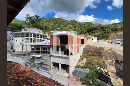 Casa de condomínio para alugar com 1000m², 2 quartos e 8 vagasVaranda