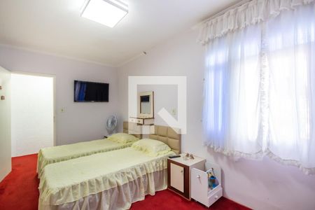 Casa à venda com 200m², 3 quartos e 2 vagas Casa à venda com 200m², 3 quartos e 2 vagasQuarto 3