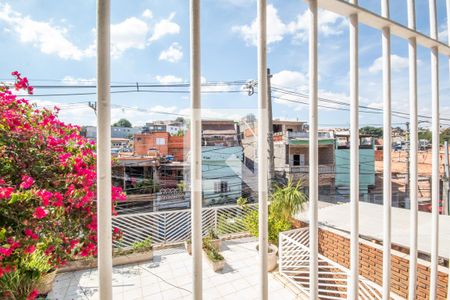 Vista da Sala de Estar de casa à venda com 3 quartos, 200m² em Padroeira, Osasco
