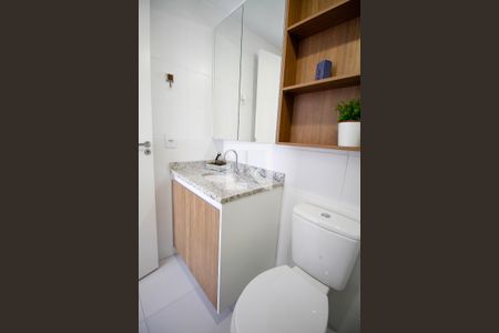 Studio para alugar com 25m², 1 quarto e sem vaga Studio para alugar com 25m², 1 quarto e sem vagaBanheiro da Suíte