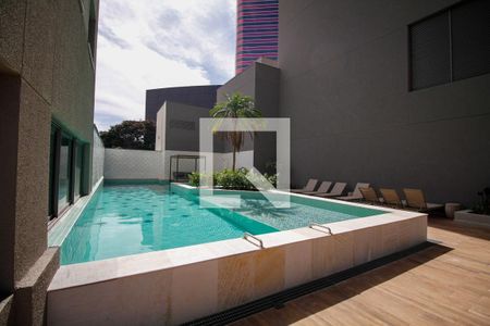 Studio para alugar com 25m², 1 quarto e sem vaga Studio para alugar com 25m², 1 quarto e sem vagaÁrea comum - Piscina