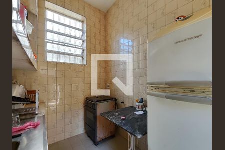 Casa à venda com 257m², 4 quartos e 4 vagas Casa à venda com 257m², 4 quartos e 4 vagasCozinha