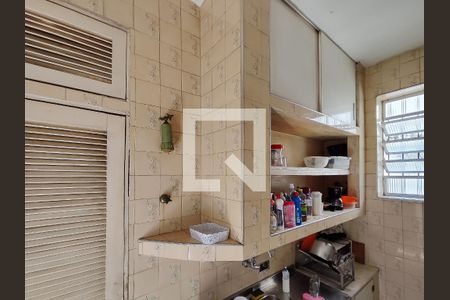 Casa à venda com 257m², 4 quartos e 4 vagas Casa à venda com 257m², 4 quartos e 4 vagasCozinha