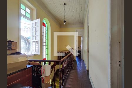 Casa à venda com 257m², 4 quartos e 4 vagas Casa à venda com 257m², 4 quartos e 4 vagasHall social