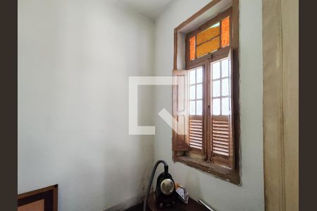 Casa à venda com 257m², 4 quartos e 4 vagas Casa à venda com 257m², 4 quartos e 4 vagasQuarto de Serviço