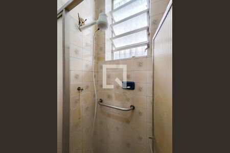 Casa à venda com 257m², 4 quartos e 4 vagas Casa à venda com 257m², 4 quartos e 4 vagasBanheiro Corredor