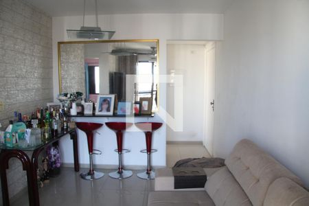 Sala  de apartamento para alugar com 2 quartos, 46m² em Portal dos Gramados, Guarulhos