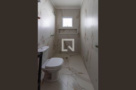 Casa à venda com 160m², 3 quartos e 2 vagasBanheiro da Suíte 2