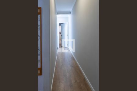 Casa à venda com 160m², 3 quartos e 2 vagasCorredor